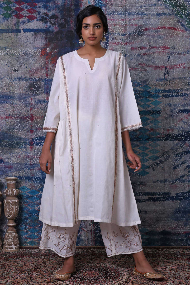 Hand Embroidered Off White Kurta Set by Barahmasi | Official Wardrob