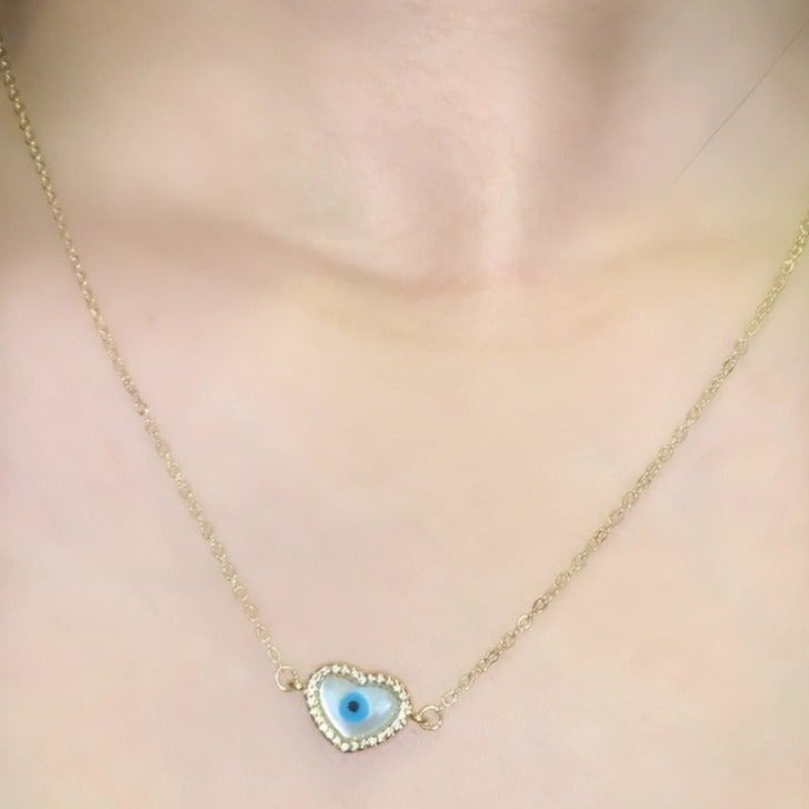 Dainty Heart Evil Eye Necklace - Wardrob